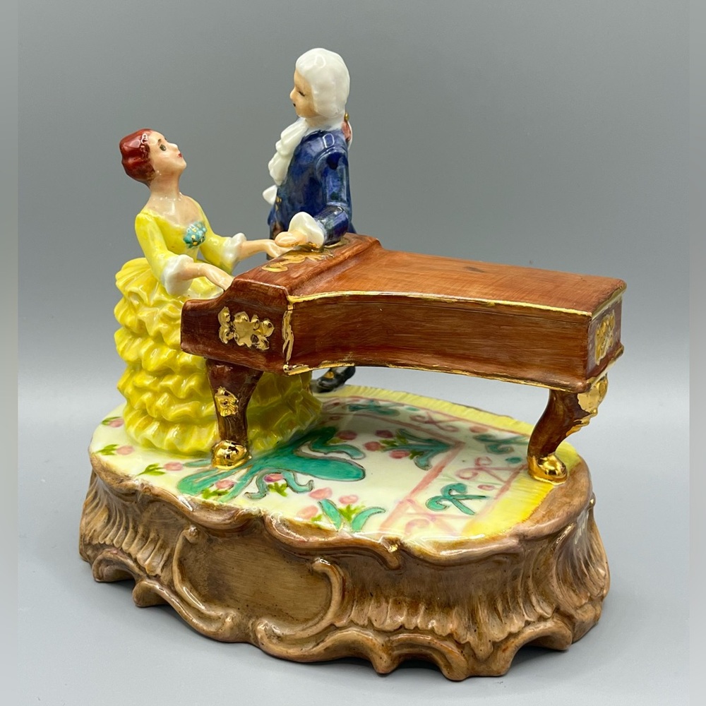 Courting Victorian Rococco Couple Playing Piano signed Jan Z Figurine Vintage